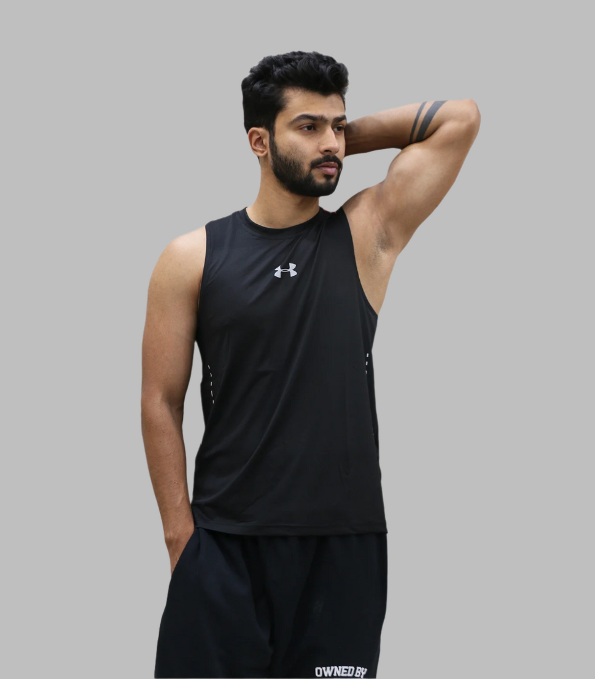 t shirt sleeveless under armour black v501