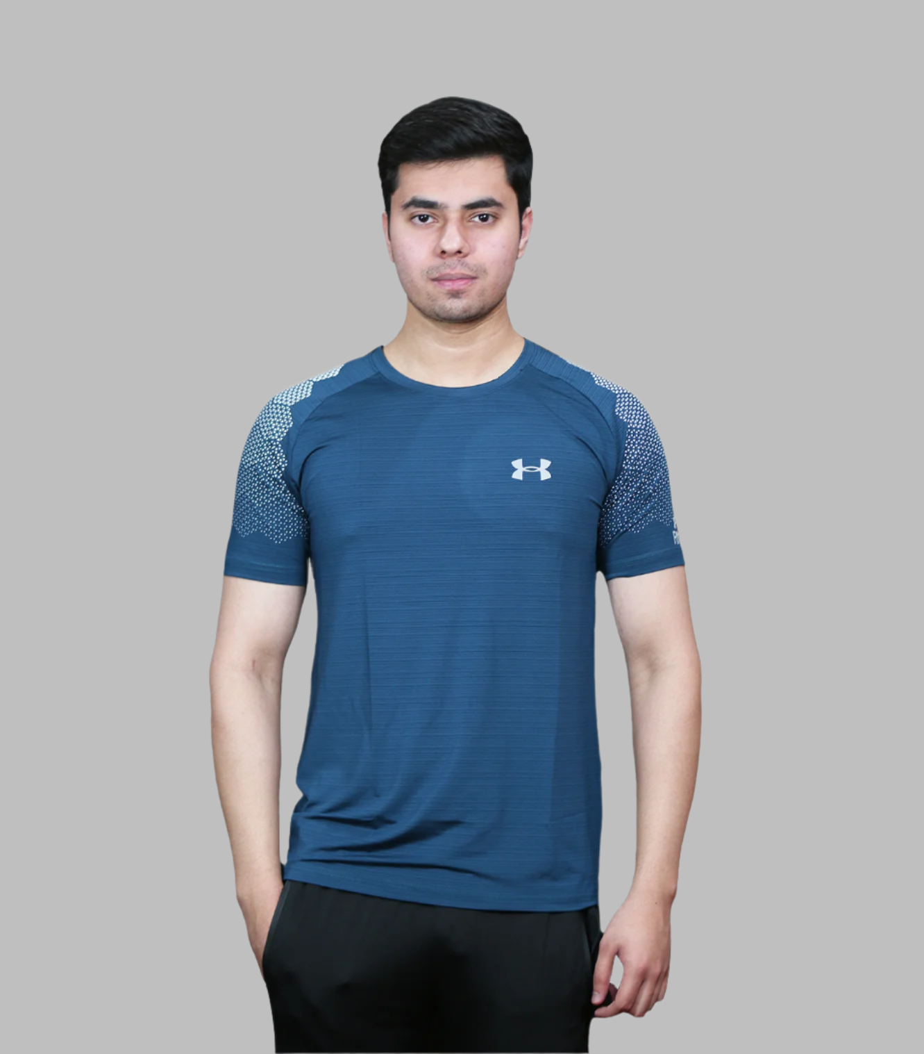 t shirt half sleeves under armour zinc