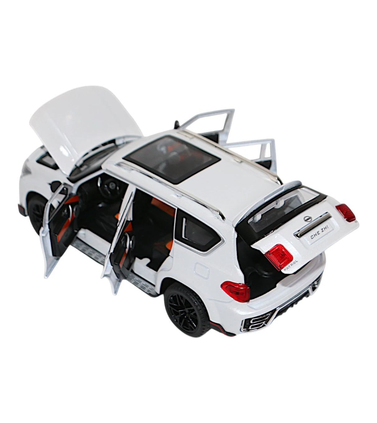 die-cast metal jeep nissan patrol 1:24 model with spray , music , lights & spray