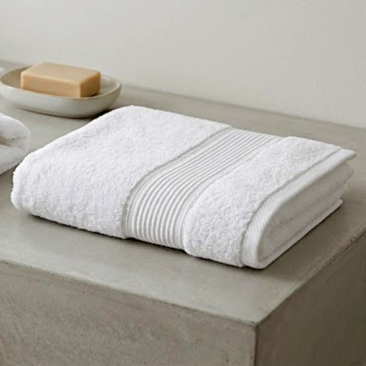 towel 24x40 white sunny cotton