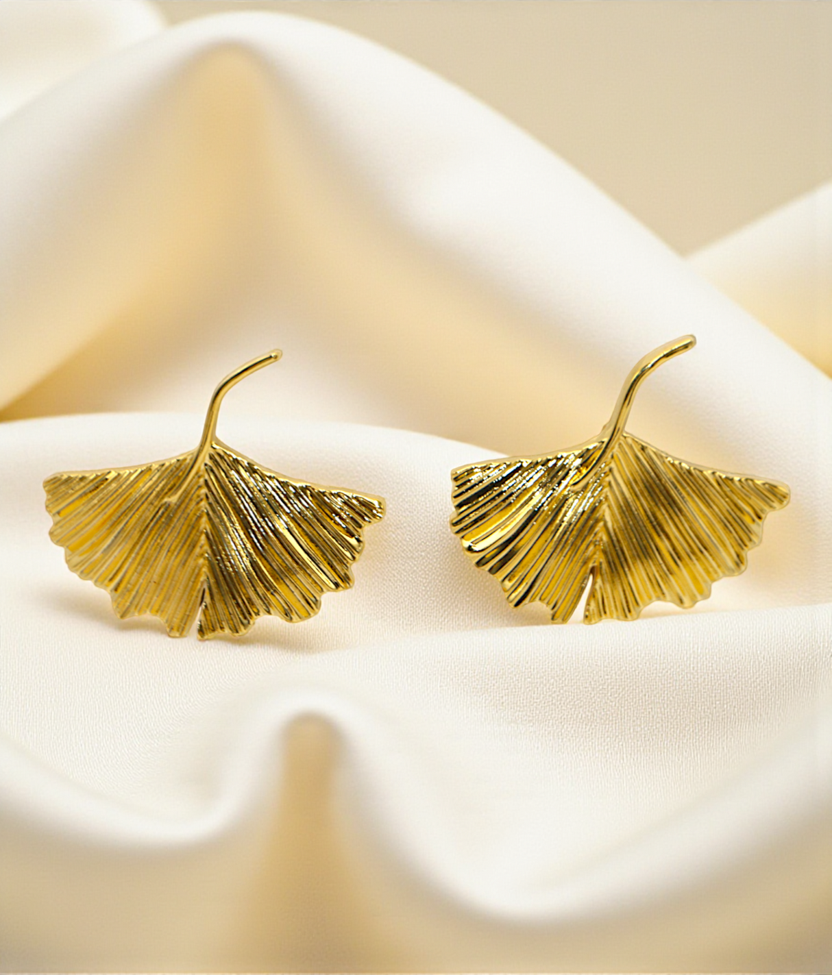ear ring untique golden leaf shape china