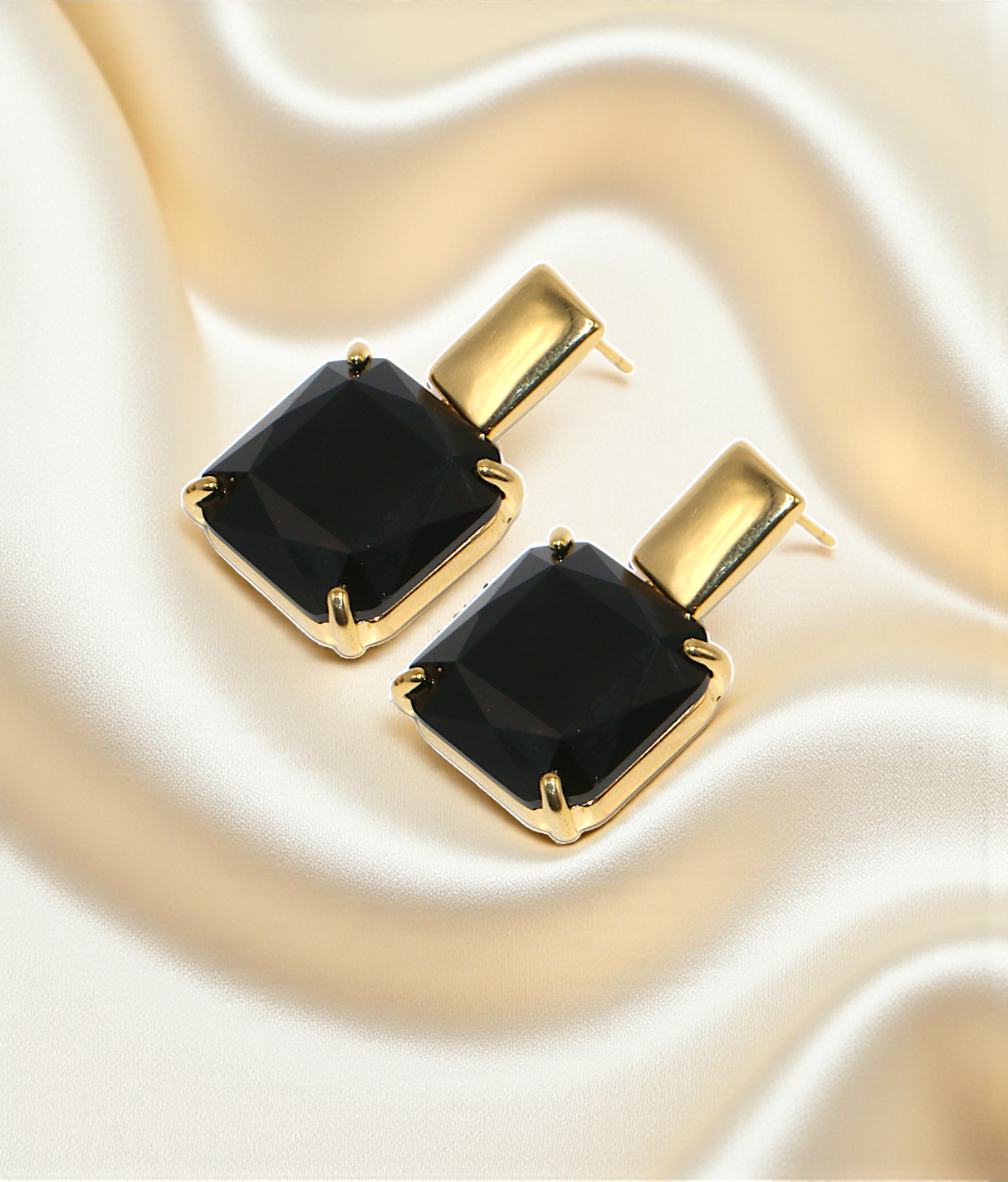 ear ring untique gold plated black stone china