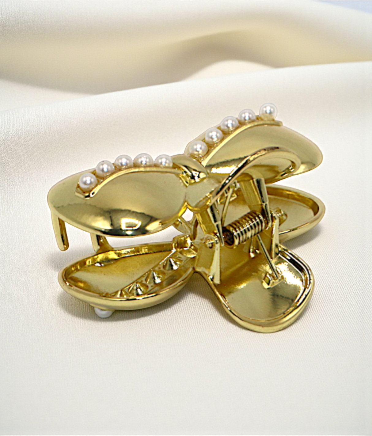catcher gold metal bow china
