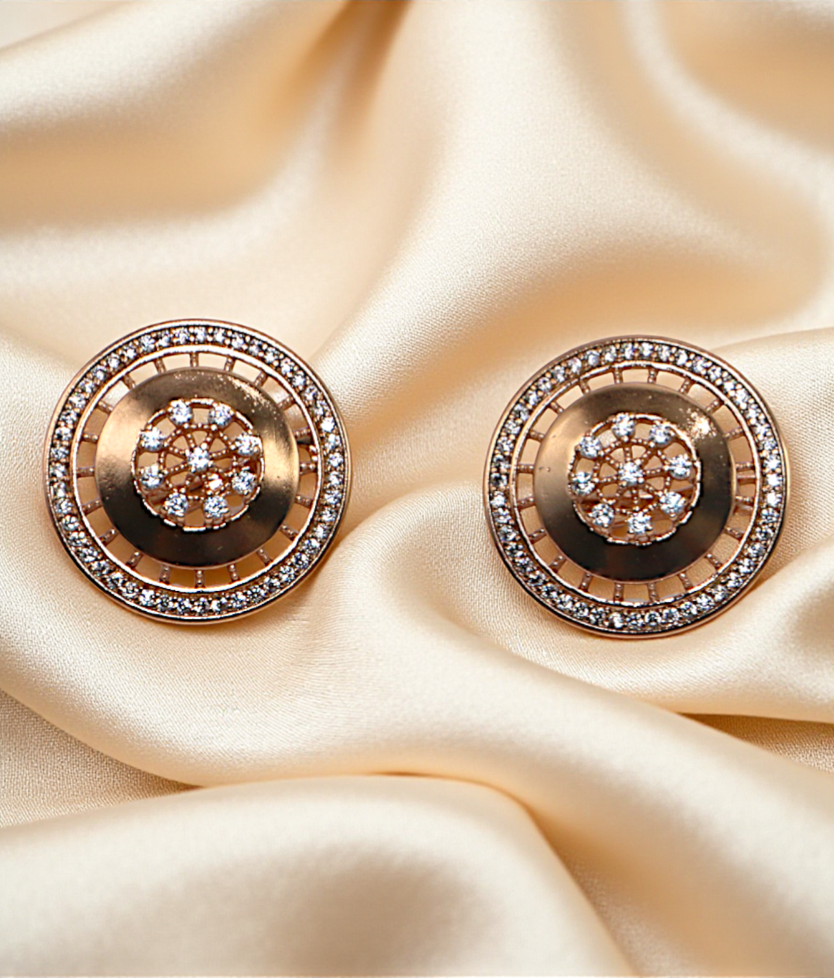 ear ring gold round with stone china