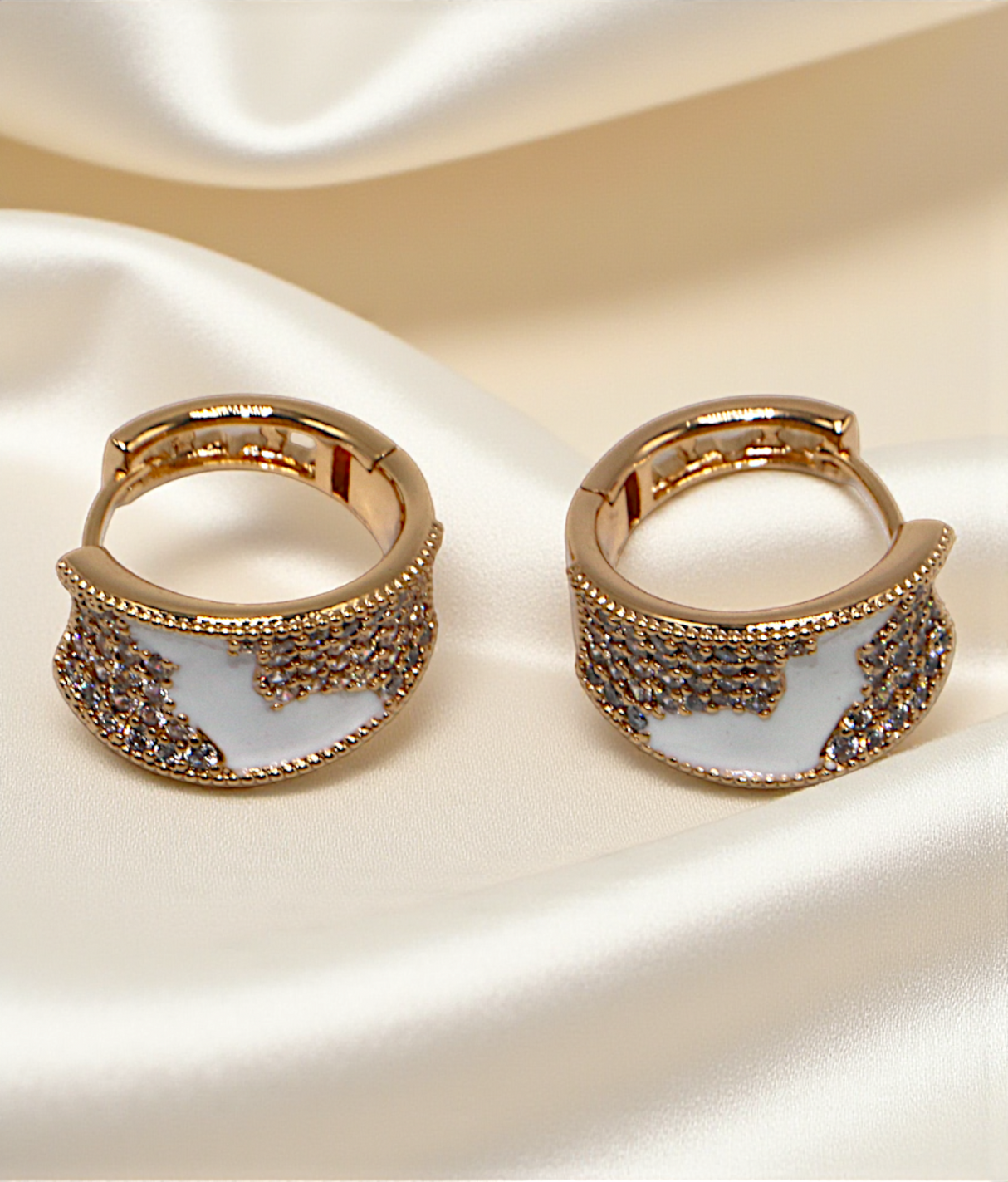ear ring golden  shiny stone bali style china