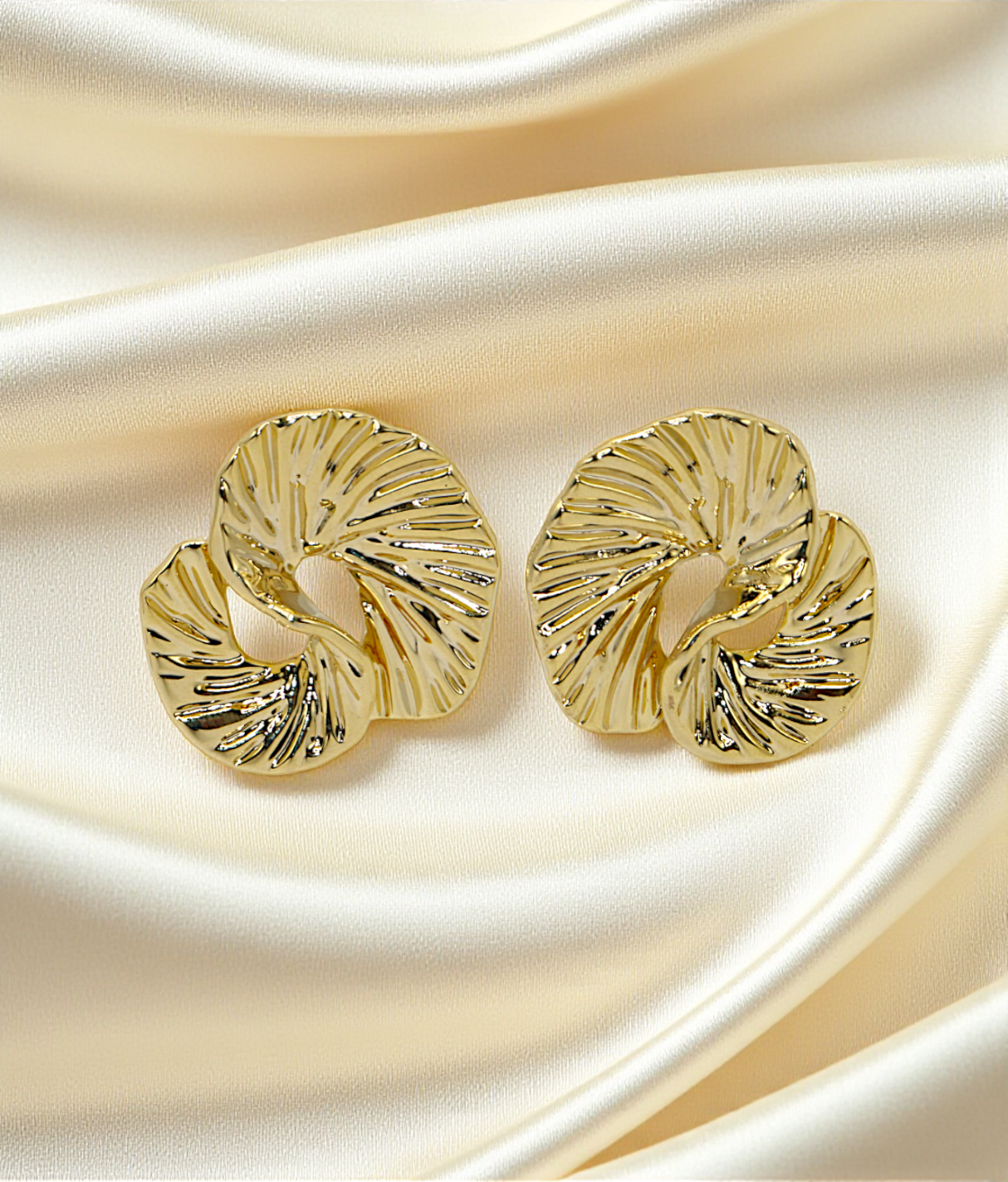 ear ring gold plated flora china