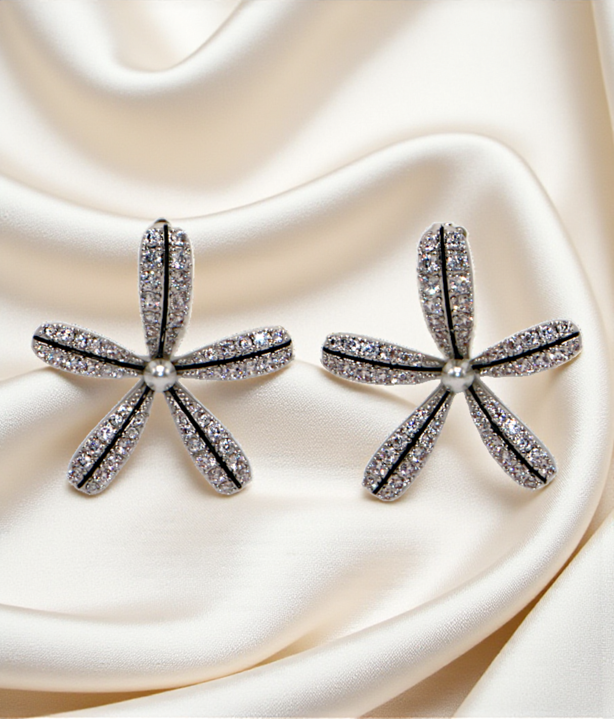 ear ring flower vintage silver with diamond stone china