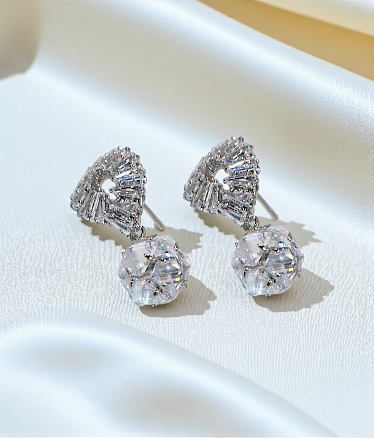 ear ring vintage silver stone china