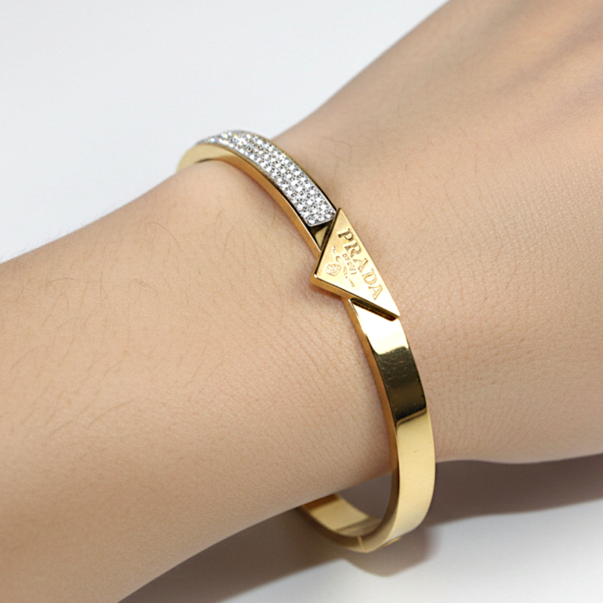 ladies bracelet gold plated with stone