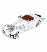 die-cast metal vintage car 1:24 model with spray , music & lights