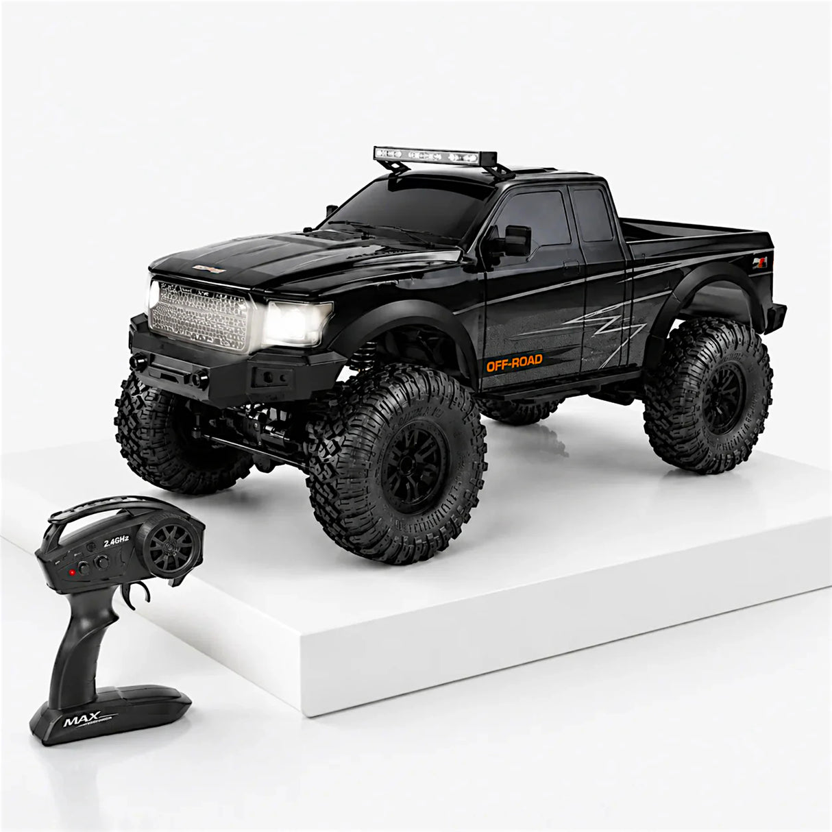 remote control climbing off road truck 1:10 4x4 chargeable with 15km/h , lights & usb