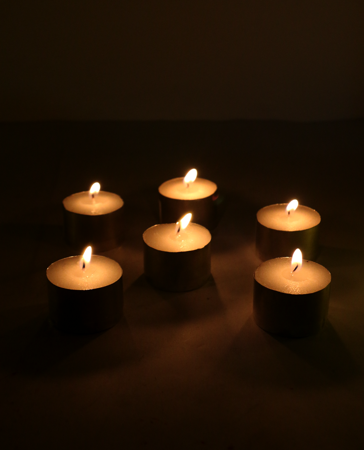 wax candle 1pc 9hour (min 10pc order)925