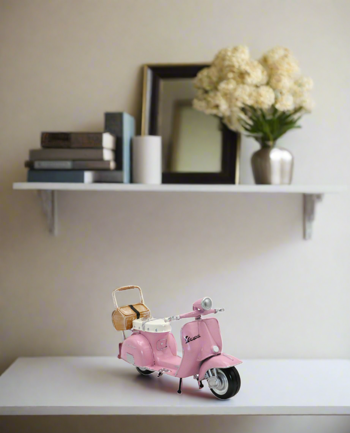 metal vintage vespa 5"x9"x2.75 china d397