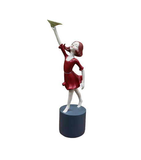 statue girl 2034