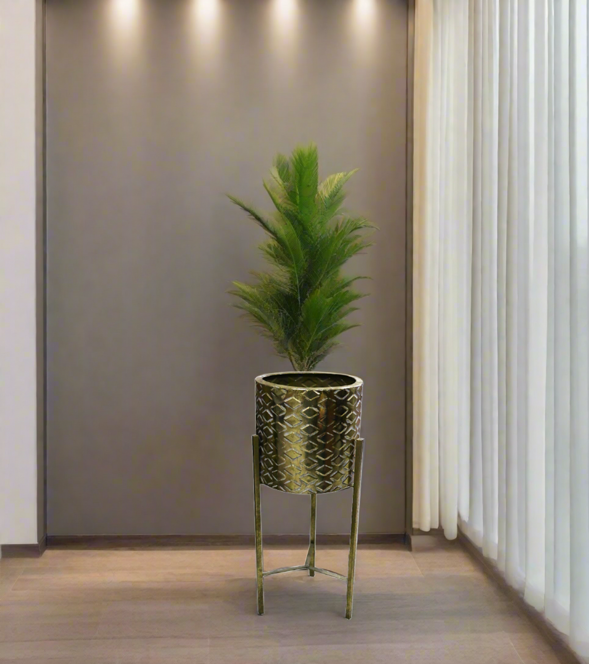 metal planter 30"hx12"w china d545