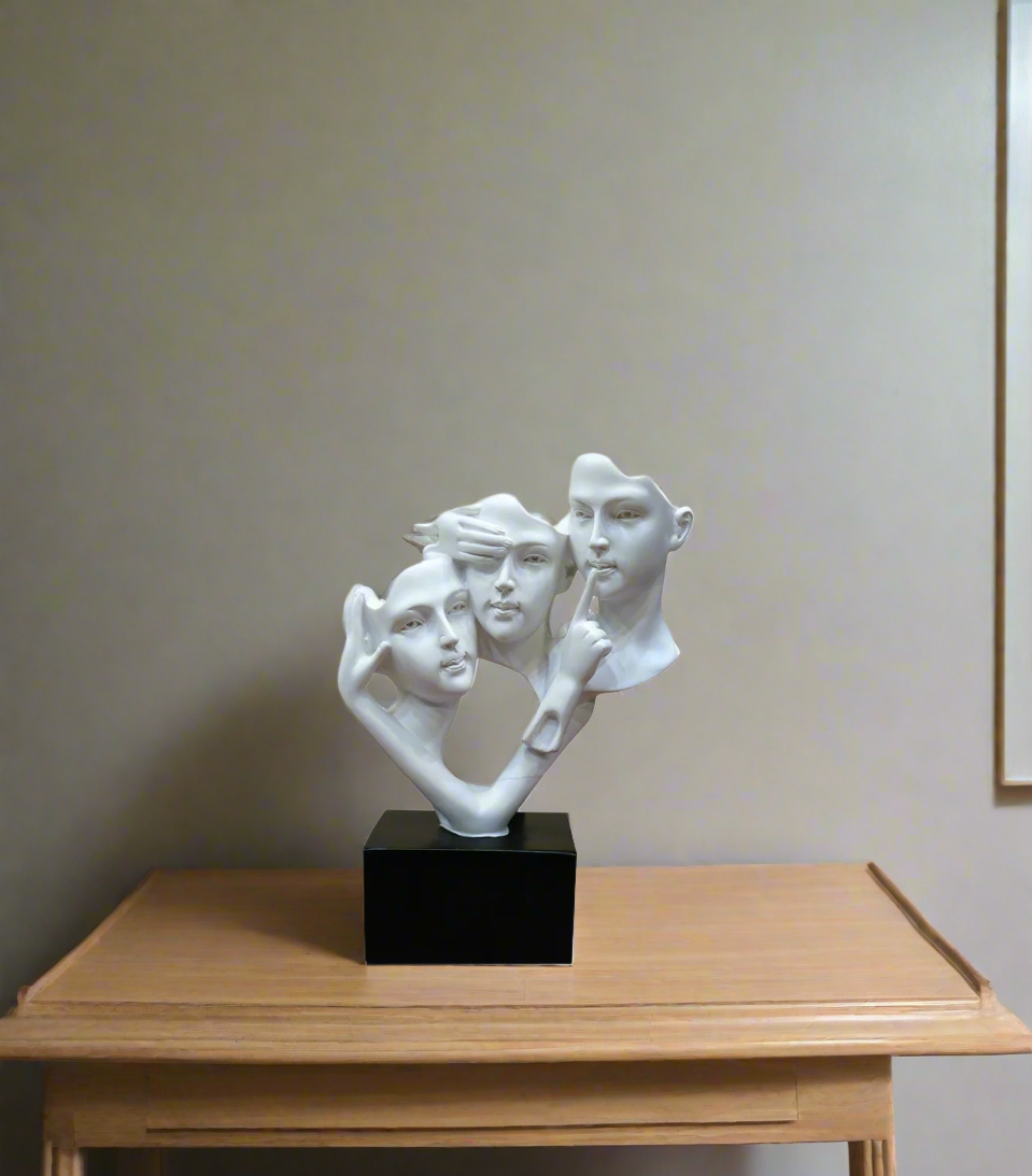 statue man 3face white china 1154
