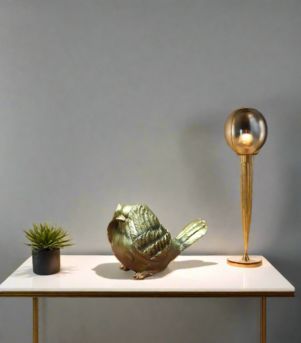 statue sparrow golden eq4751