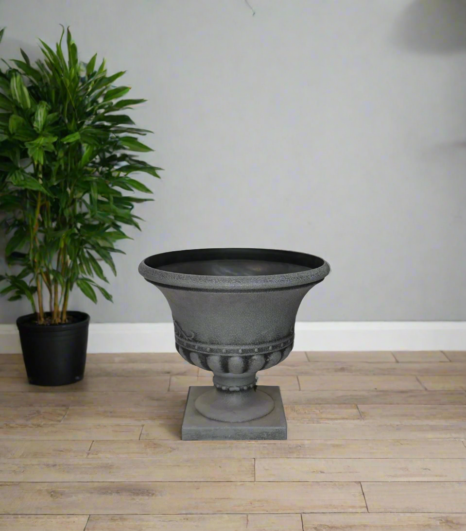fiber planter with stand black china 17206