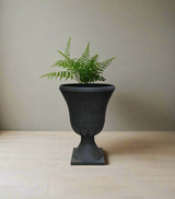 fiber planter with stand black china 17205