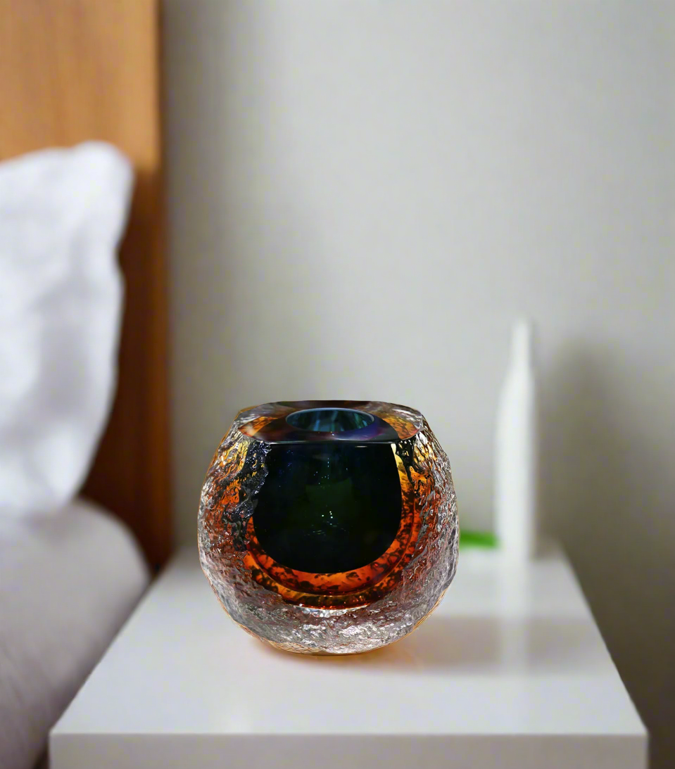 glass vase china 1596