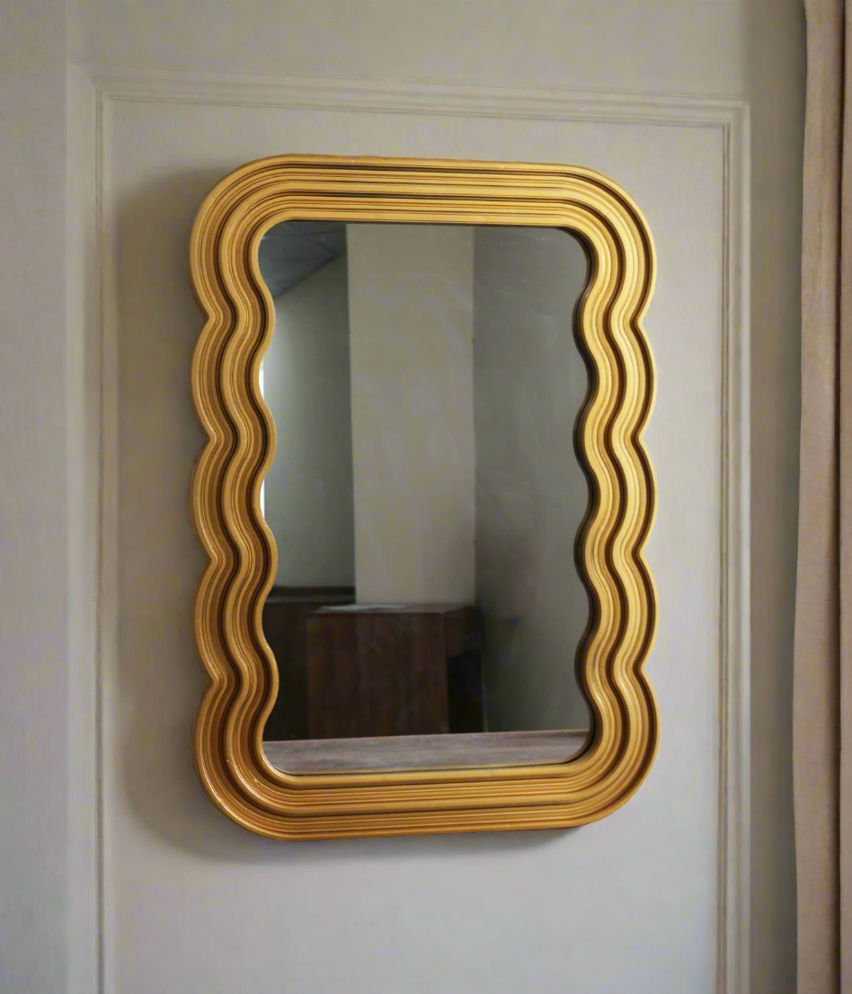 wall mirror wavy golden china (35"x23")
