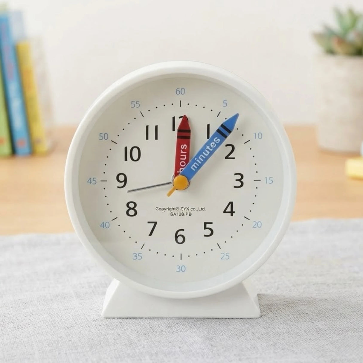 alarm clock round white 4''x4'' china