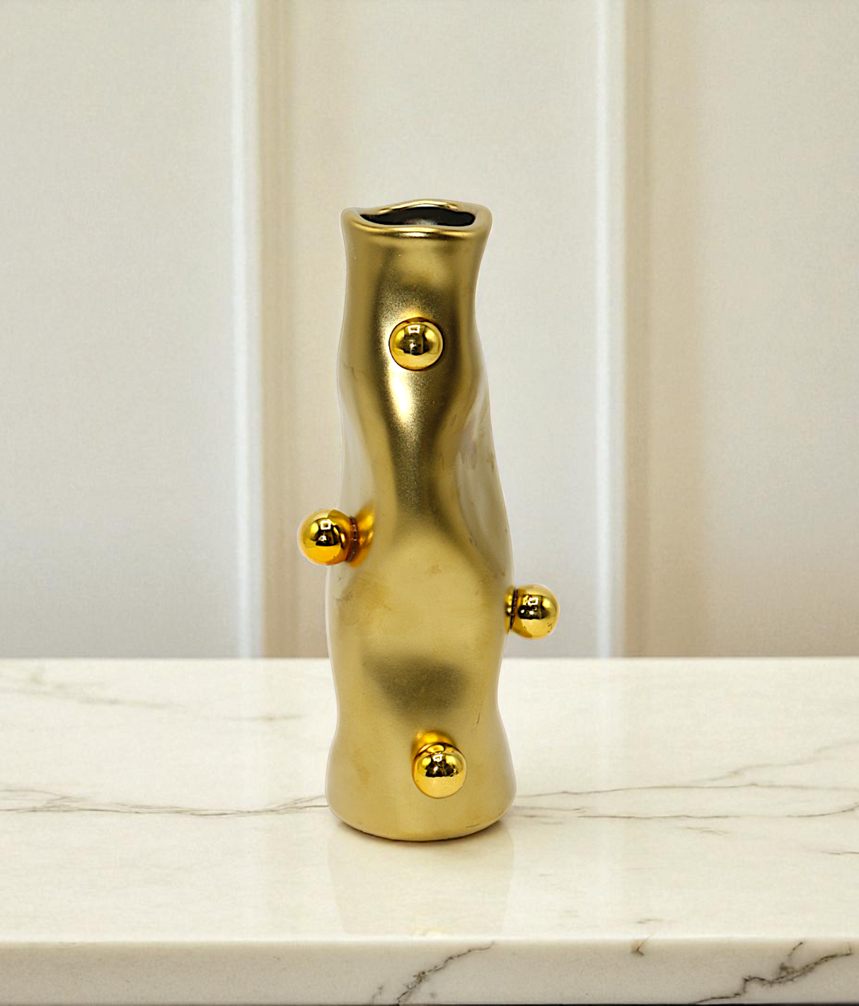 ceramic vase golden china "8x2.7"