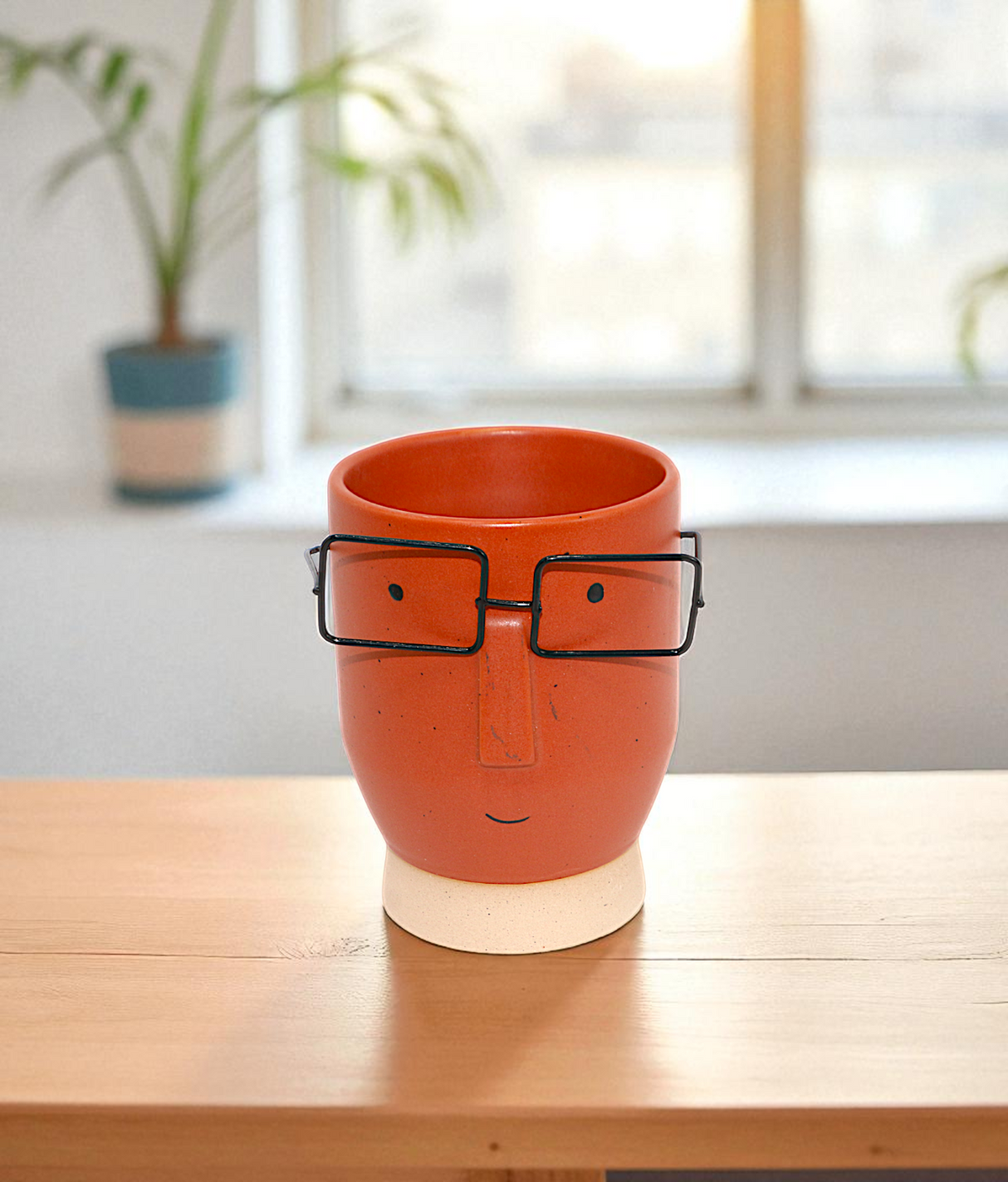 face vase brown with glasses china "5x3.5"