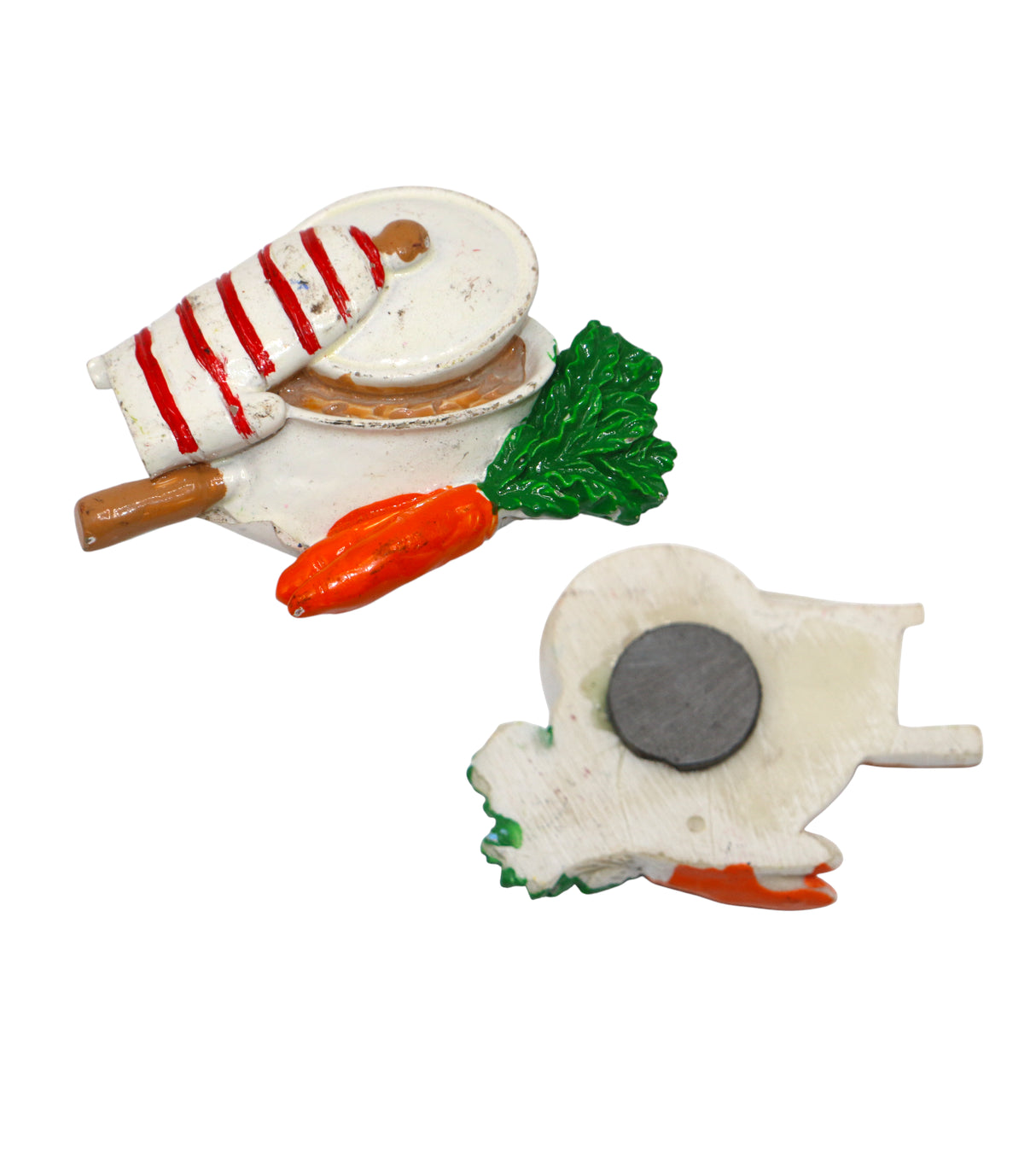 fridge magnet sauce pan with carrot china 2.8"x2"