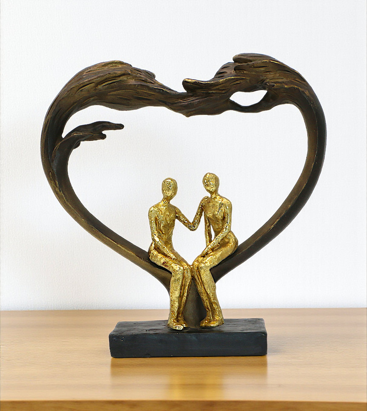 couple heart sculpture sitting on heart china 10.2x9.5
