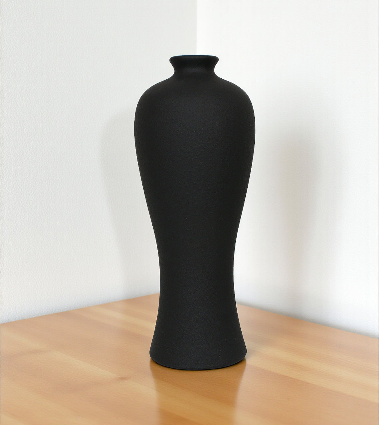 ceramic vase black china 11.6x4.6