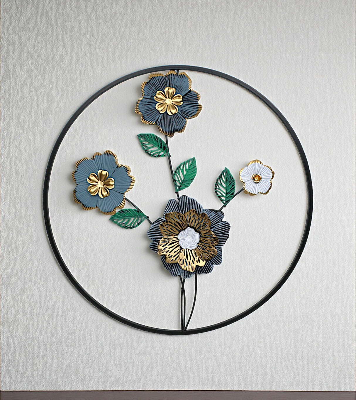 metal wall hanging round large china 23.5x23.5