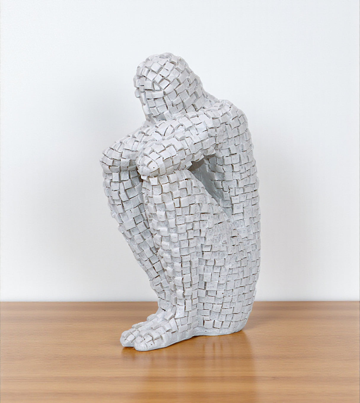statue mosaic thinker white china "8x3"
