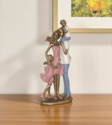 statue mom dad with two childern china 13x5.4