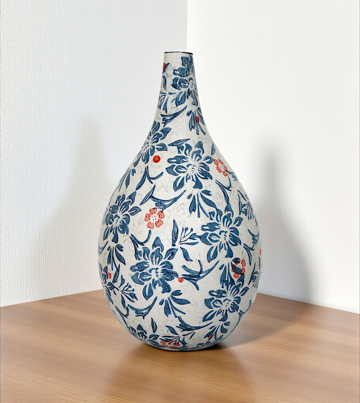 ceramic pottery white & blue china 12.4x6.8