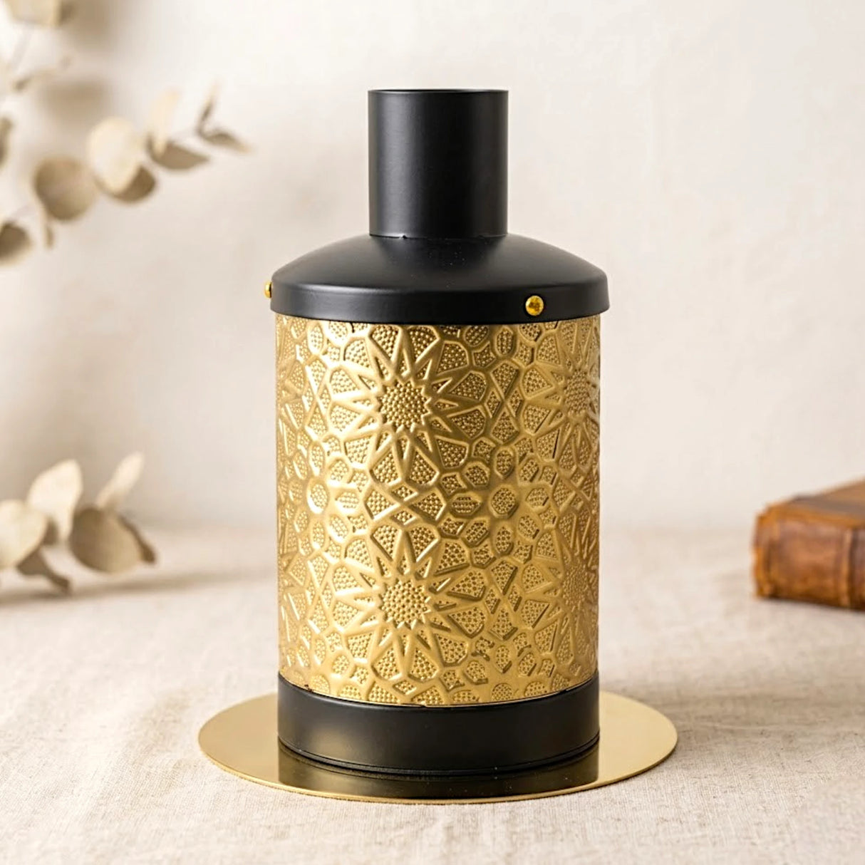 decorative metal vase textured black & golden small china