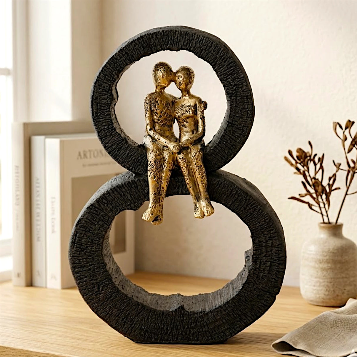 statue couple frame 2ring black & golden china