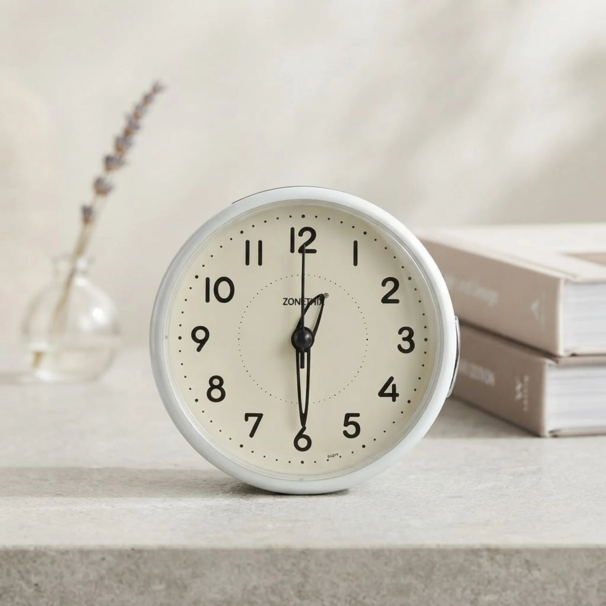 alarm clock round white 4.5''x4.5'' china