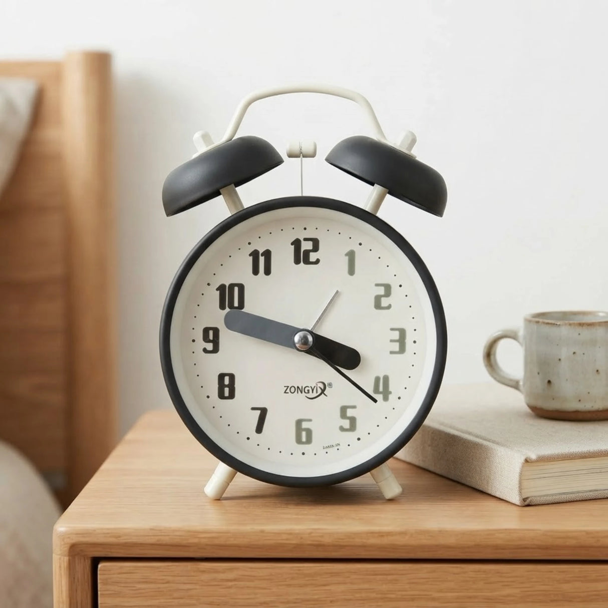 alarm clock round black & white 5''x3'' china