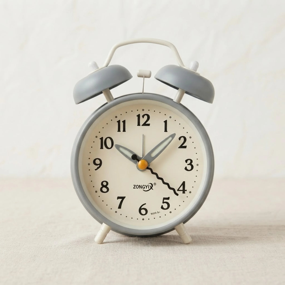 alarm clock round white & grey 5''x3'' china