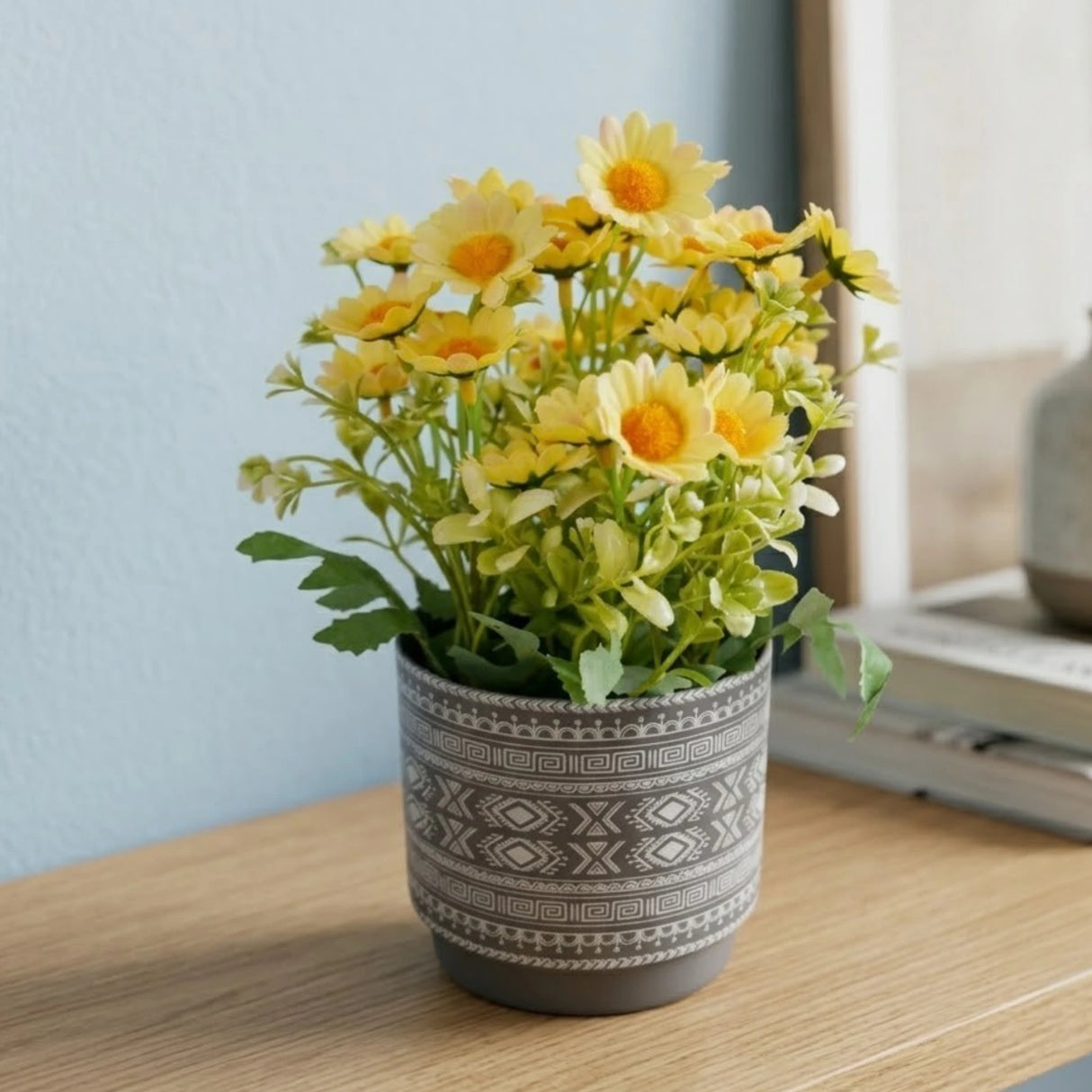 flower pot plastic daisy yellow 9"x4" china