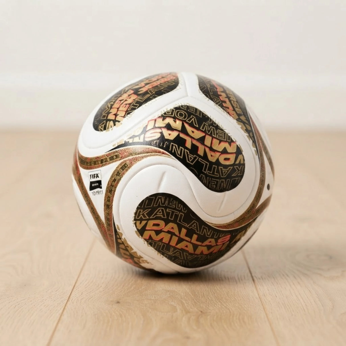 World Cup Style FOOTBALL TRIONDA