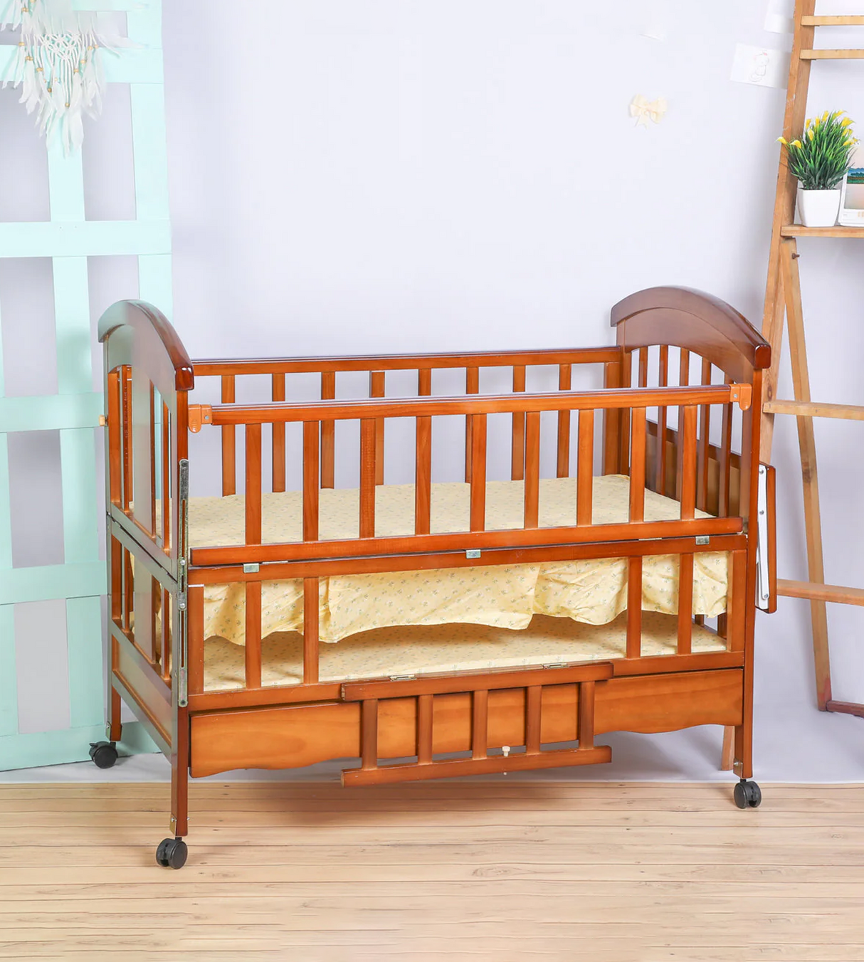 baby cot 856